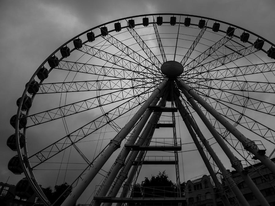 Budapest Eye - Ferris Wheel Photograph by Pamela Newcomb