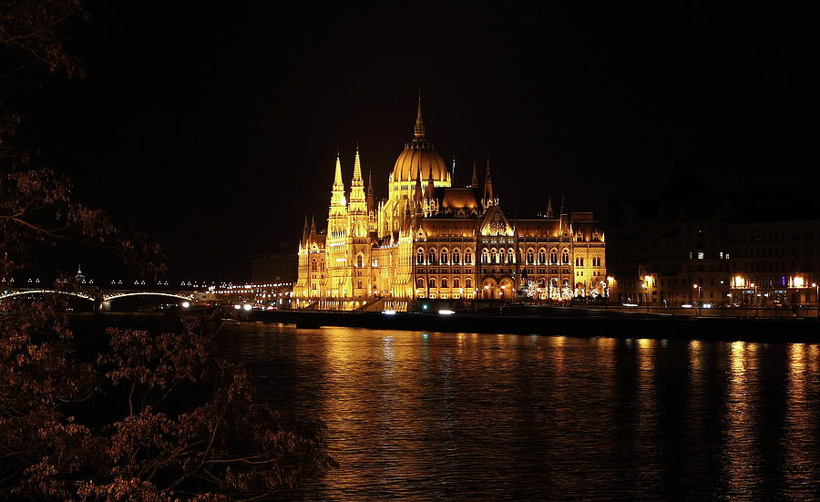 Budapest - Parliament Digital Art by Pat Speirs