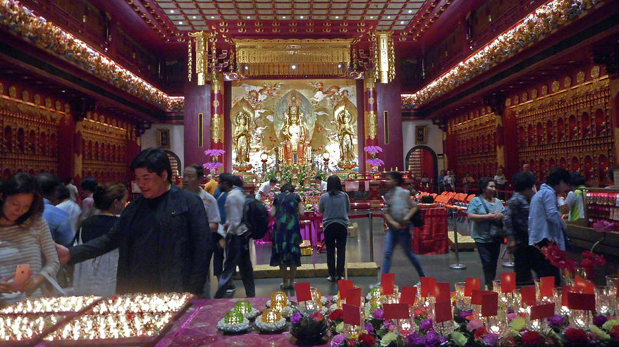 Buddha Tooth Relic Temple 5 Photograph by Ron Kandt