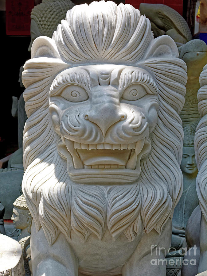 Buddhist Lion Sculpture Phnom Penh Cambodia Photograph by Wilf Doyle