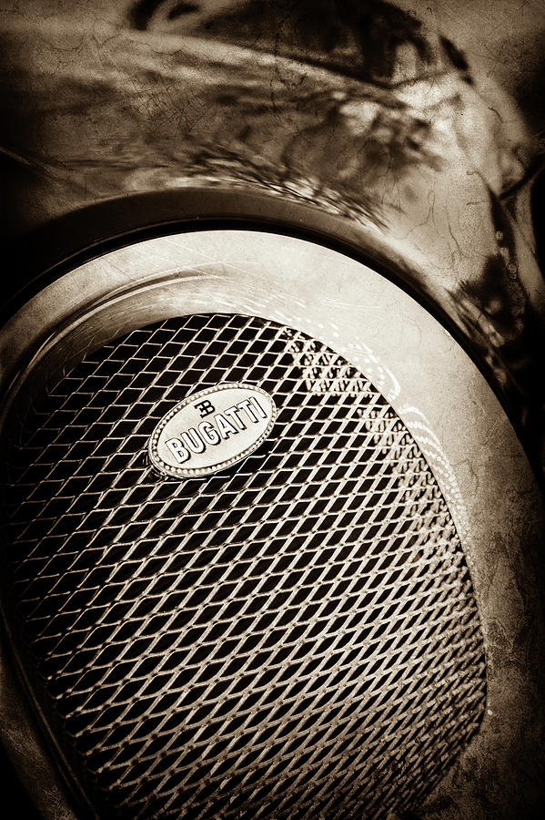 Bugatti Veyron Legend Grille Emblem -0514s Photograph by Jill Reger