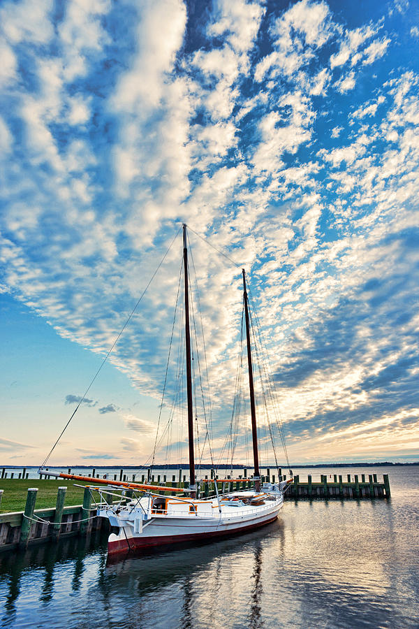 Bugeye - Chesapeake Maritime Museum Photograph by Dana Sohr