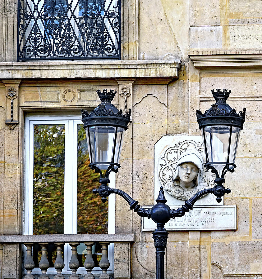 Building Art With Lamppost In Paris, France Photograph by Rick Rosenshein