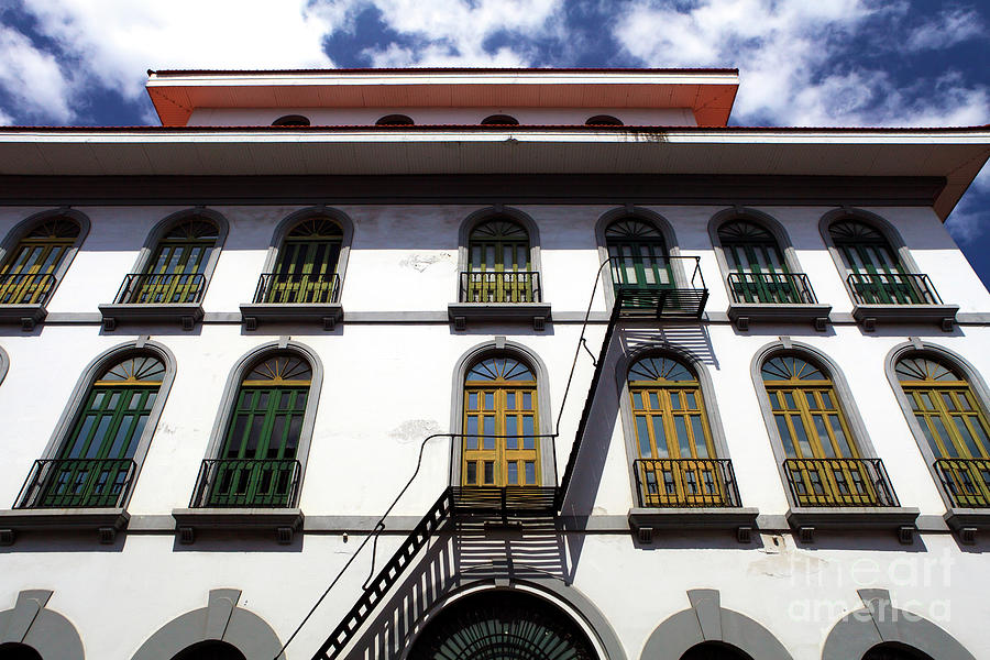 Building Style in Casco Viejo Photograph by John Rizzuto