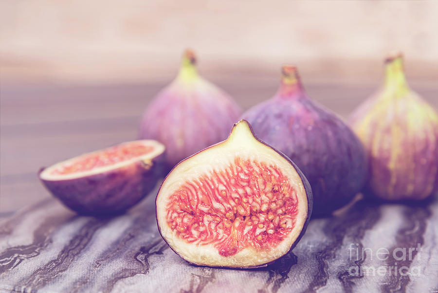 Bunch of figs Photograph by Sophie McAulay