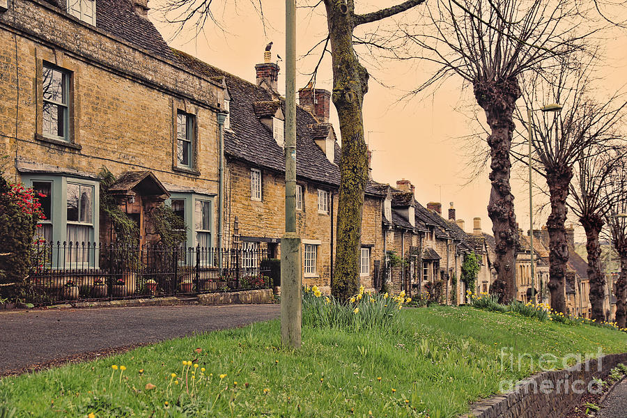 Cottage Photograph - Burford Cotswolds by Jasna Buncic