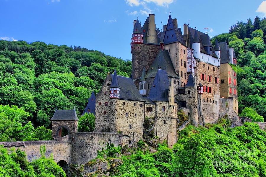 Burg Eltz Photograph by Dale Niesen - Fine Art America