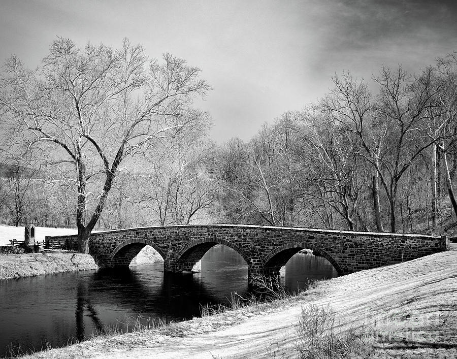 Burnside Bridge BnW Photograph by Izet Kapetanovic
