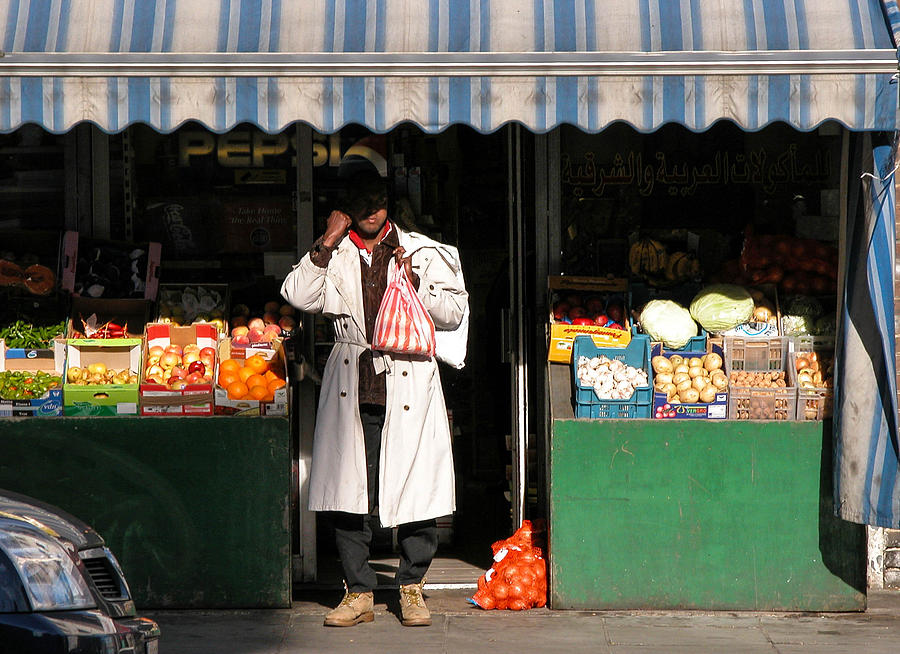 BUSY SIGNAL, LONDON, 2006. by John Jacquemain BUSY SIGNAL, LONDON, 2006. by John Jacquemain