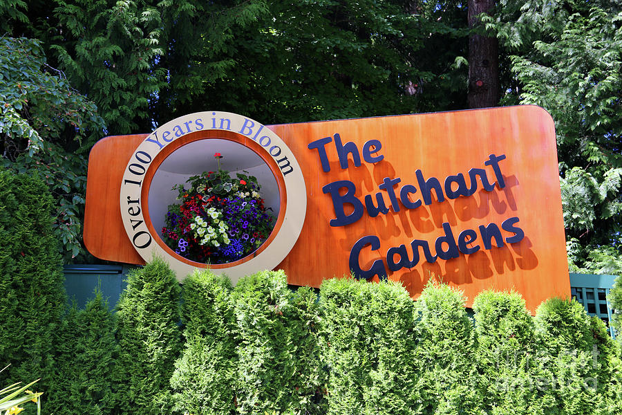 Butchart Gardens 2567 Photograph by Jack Schultz