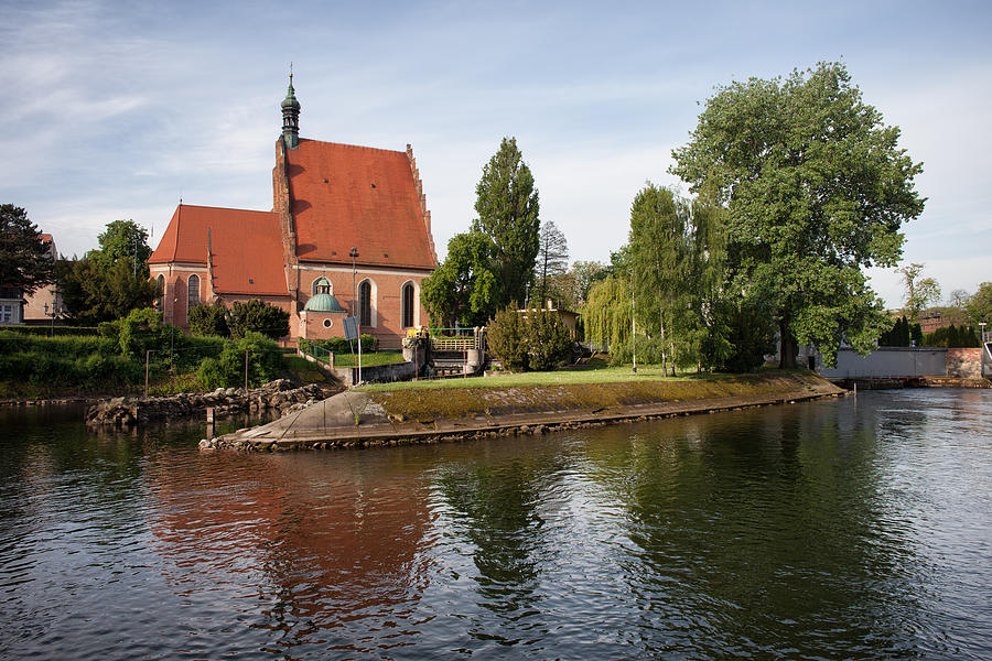 Bydgoszcz Cathedral and Brda River Photograph by Artur Bogacki