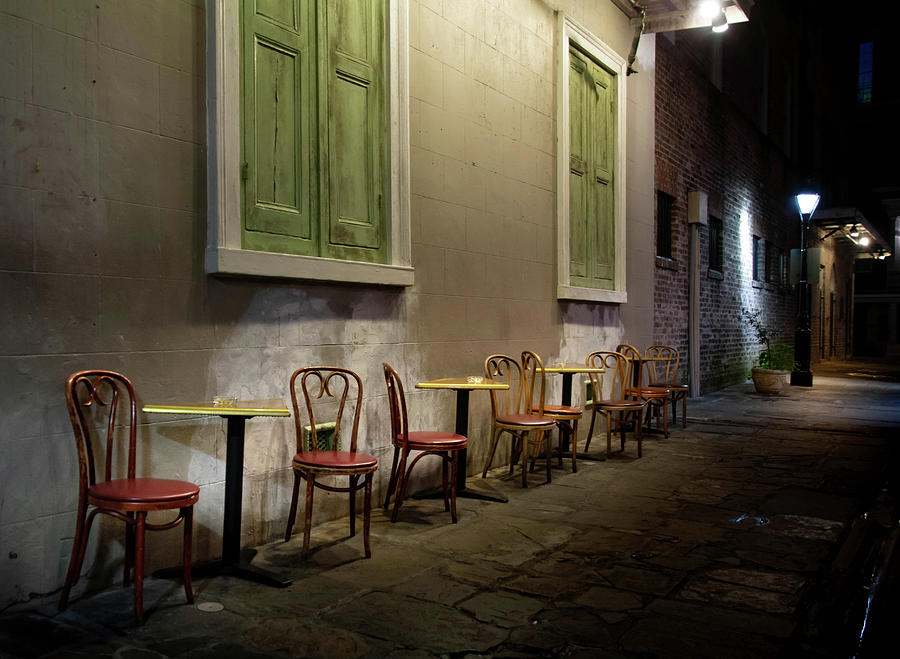 Cabildo Alley Tables Photograph by Greg and Chrystal Mimbs