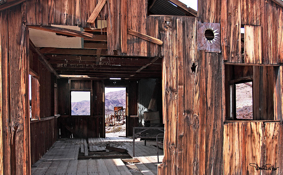 Cabin at Inyo Mine Photograph by David Salter