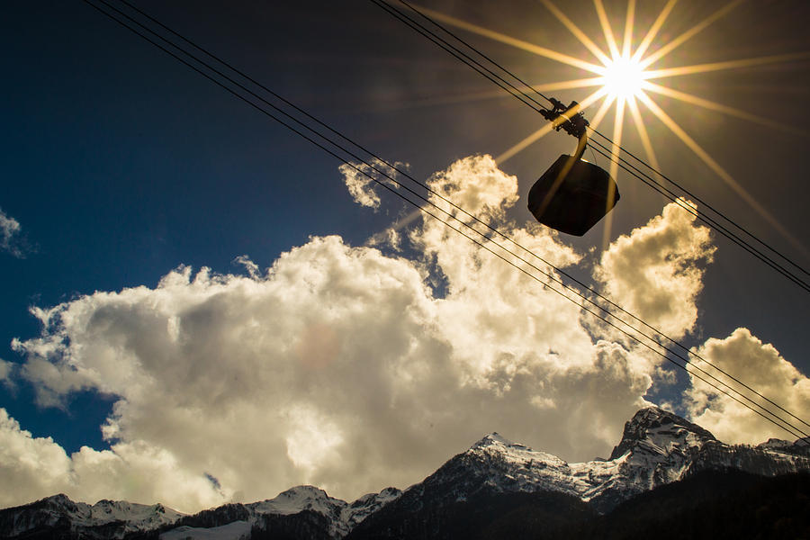 Cable Car and Sunrays Photograph by John Williams
