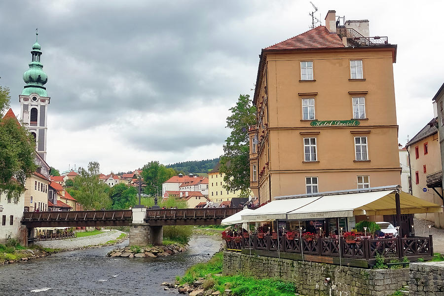 Cafe By The Banks Of The Vltava River In The Town Of Cesky Kumlov Photograph by Rick Rosenshein