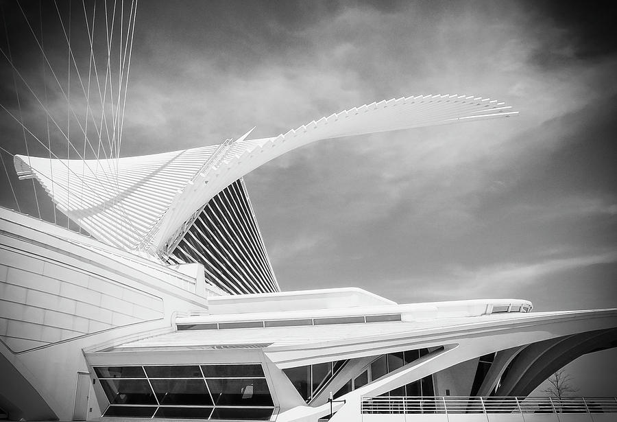 Calatrava - Milwaukee Art Museum Photograph by John Roach