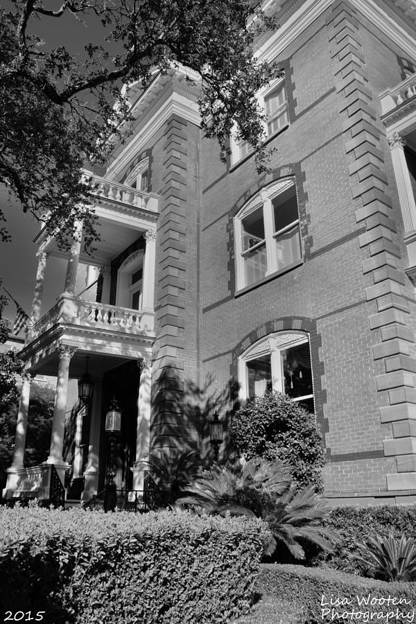 Calhoun Mansion Black and White Photograph by Lisa Wooten