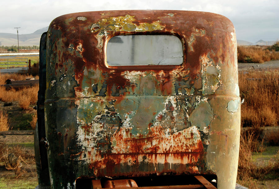 California Rusted Truck Photograph by Suzanne Lorenz