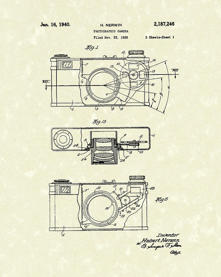 Camera 1940 Patent Art Drawing by Prior Art Design