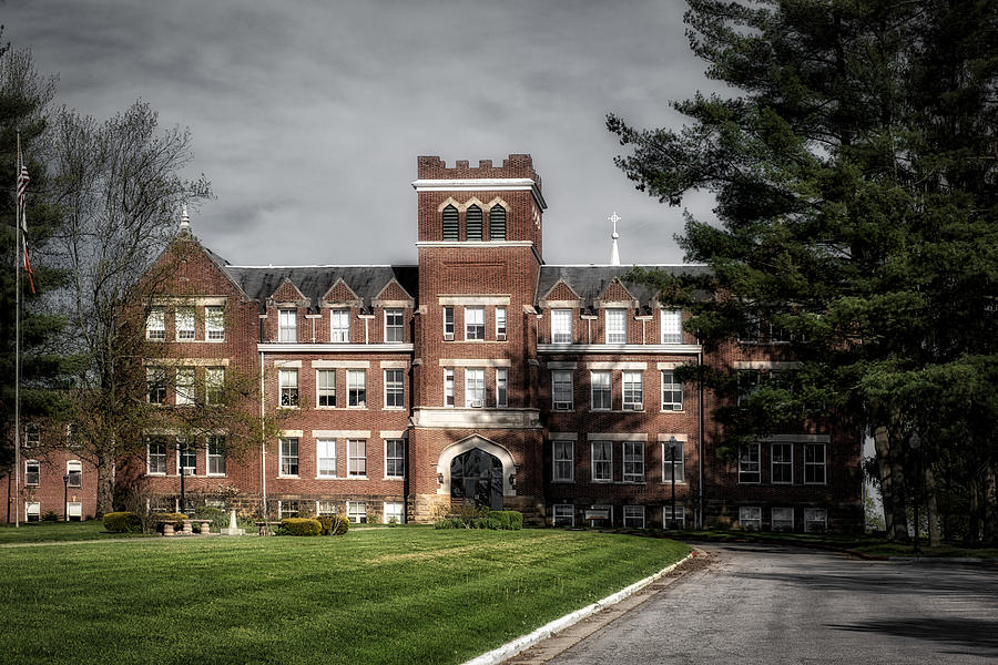 Campus of Wesleyan College West Virginia Photograph by Mountain