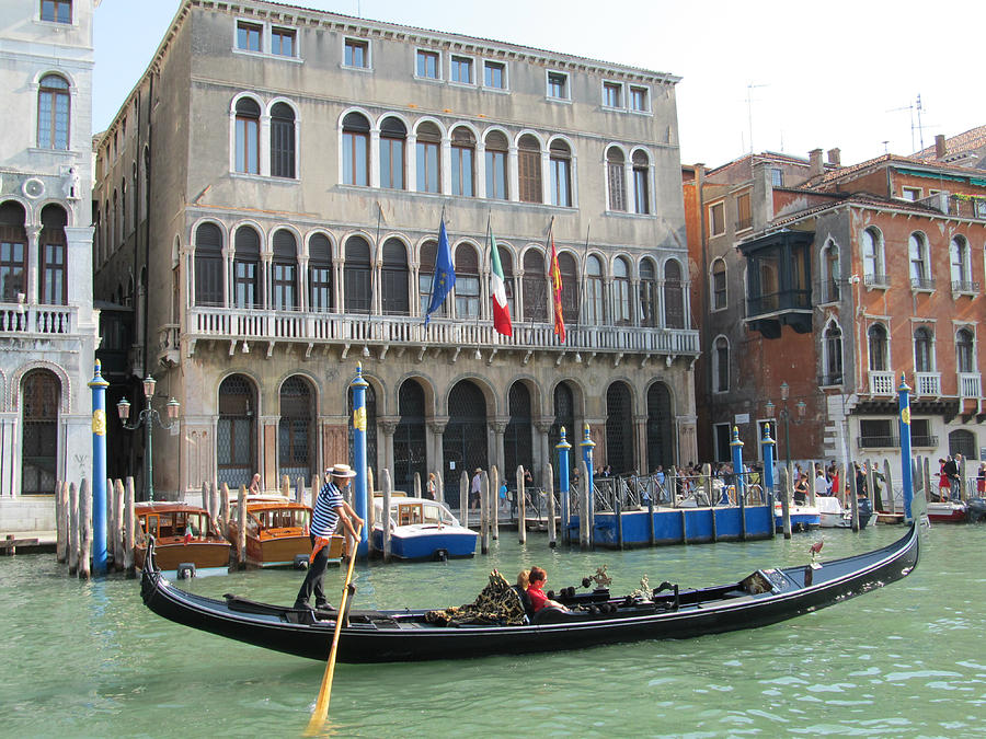 Canal of Venise Photograph by Lisa Boyd
