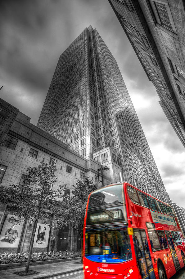 Canary Wharf London Bus Photograph by David Pyatt