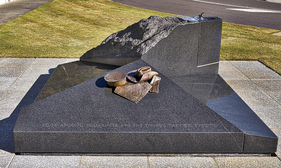 Canberra Veterans Statue Photograph by Steven Ralser