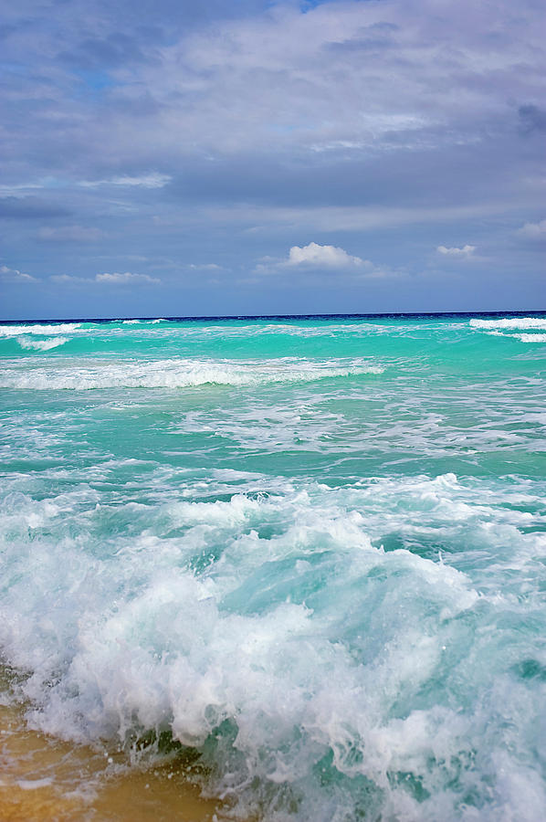 Cancun Surf Photograph by Richard Frasier - Fine Art America