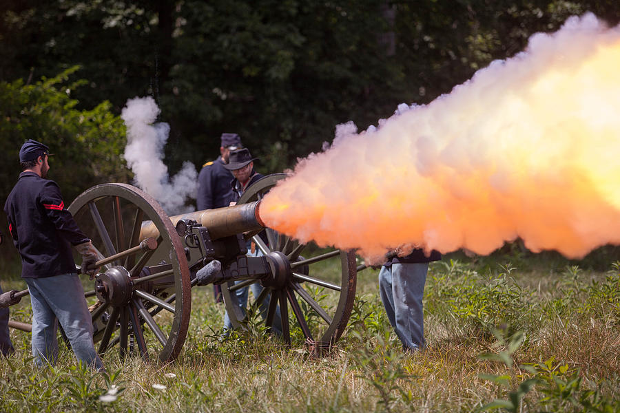 Civil War Cannons Firing