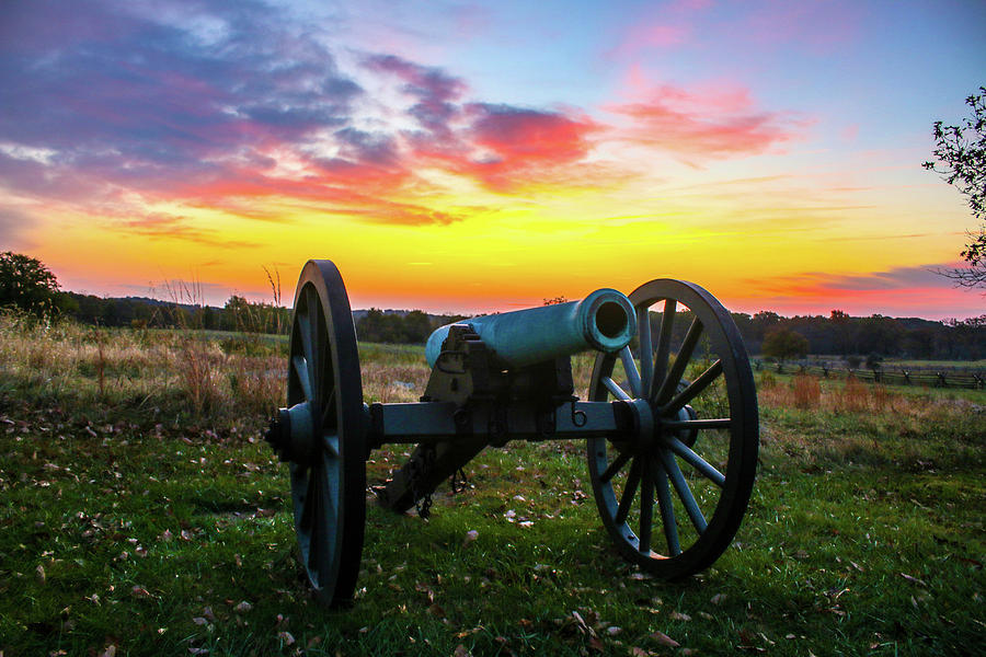 Artillery Piece near Hancock Avenue Gettysburg Battlefield Photograph by Bill Rogers