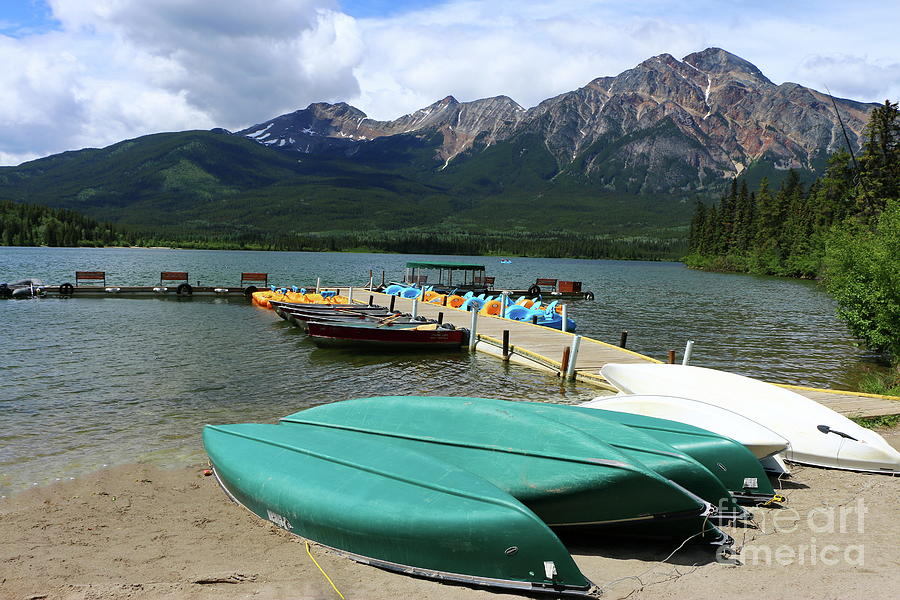 Canoes At Pyramid Lake Photograph by Christiane Schulze Art And Photography
