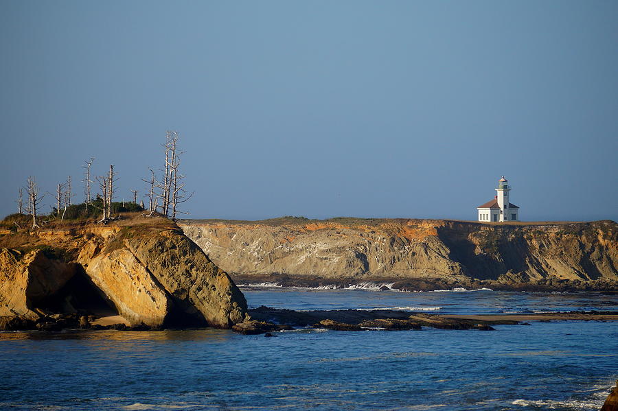 Cape Arago Lighthouse Cliffs Photograph by Beth Collins