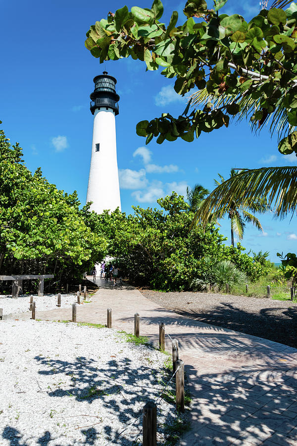 Cape Florida Lighthouse Photograph by Robert VanDerWal - Fine Art America