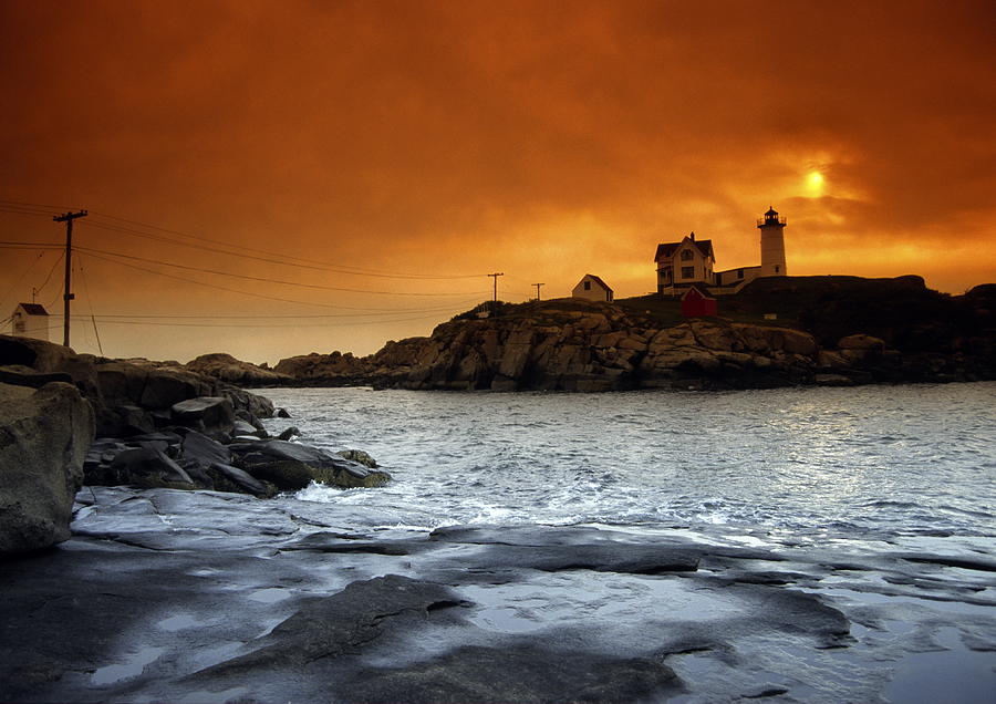 Cape Neddick Lighthouse, Maine, USA Photograph by Gary Corbett
