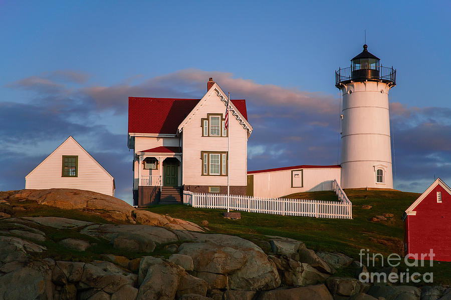 Lighthouse Photograph - Cape Neddick Nubble Lighthouse 2634 by Linda King
