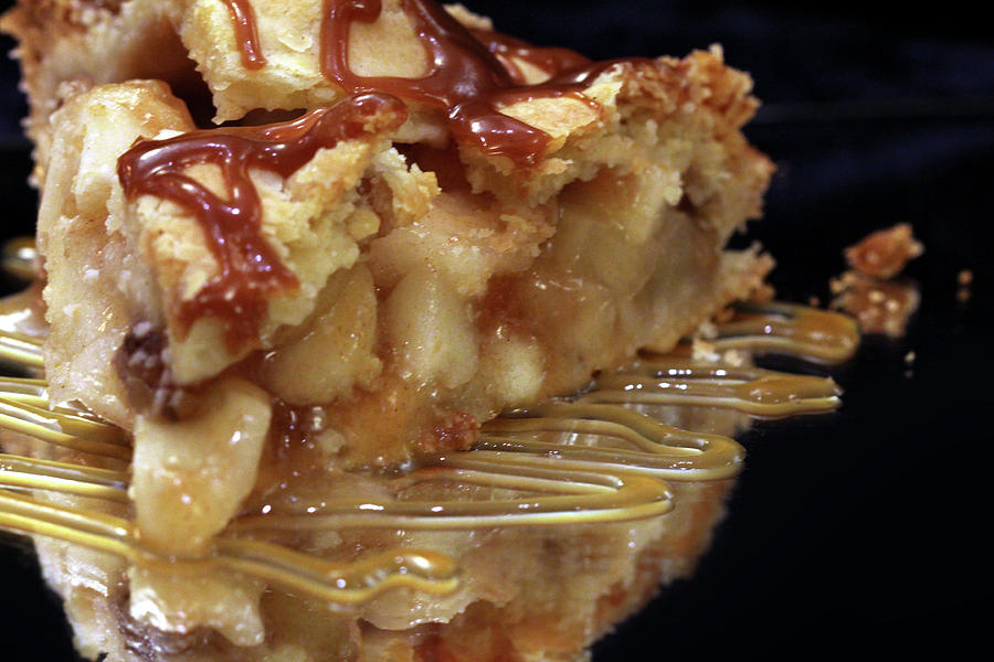 Caramel Apple Pie Photograph by Lori Deiter