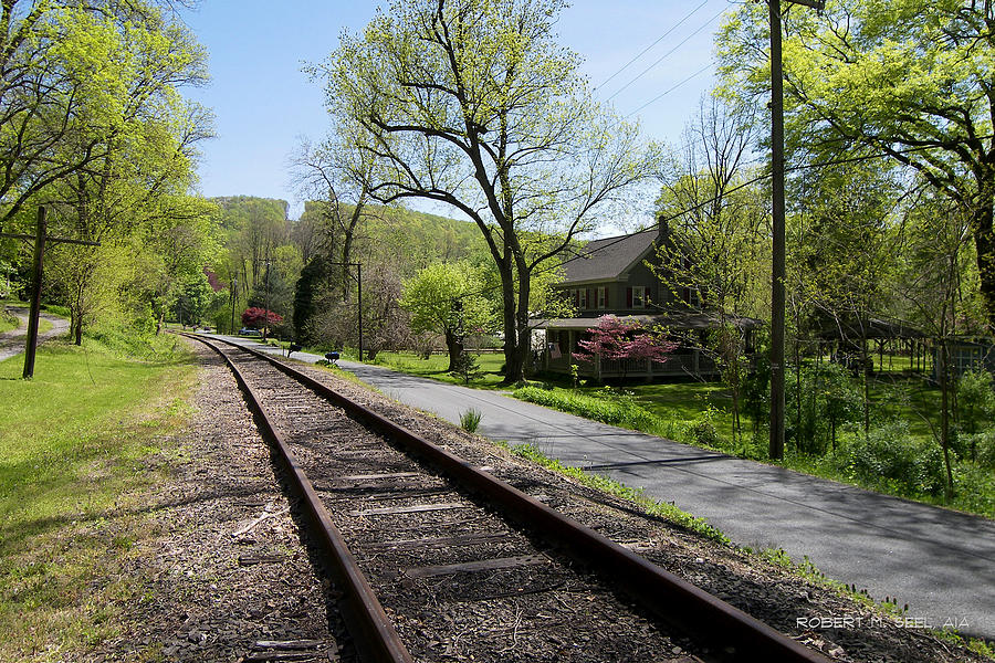 Carpentersville Tracks Photograph by Robert M Seel