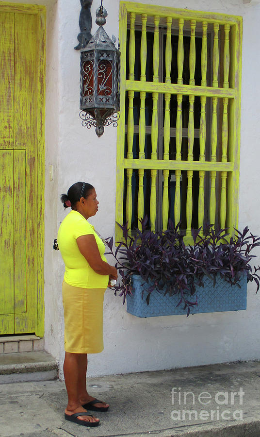 Cartagena People 3 Photograph by Randall Weidner