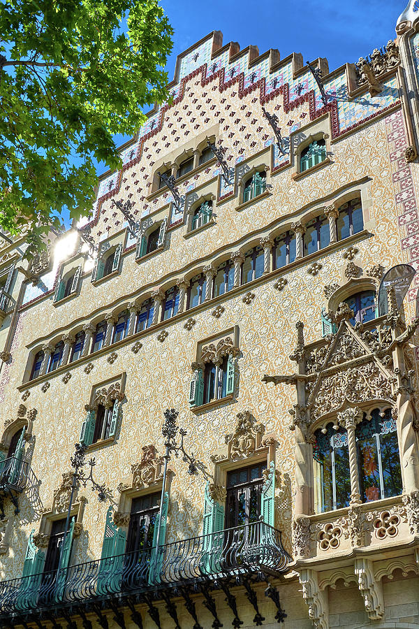 Casa Amatller in Barcelona Photograph by Eduardo Accorinti