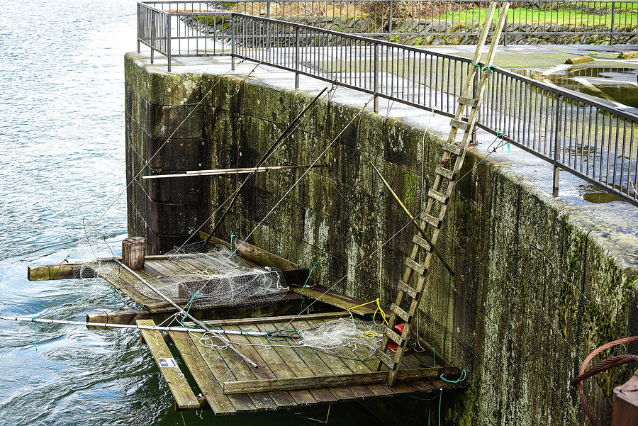 Cascade Locks Fishing Platforms Photograph by Tom Cochran
