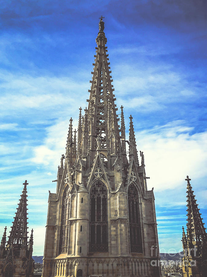 Catedral de Barcelona Photograph by Colleen Kammerer