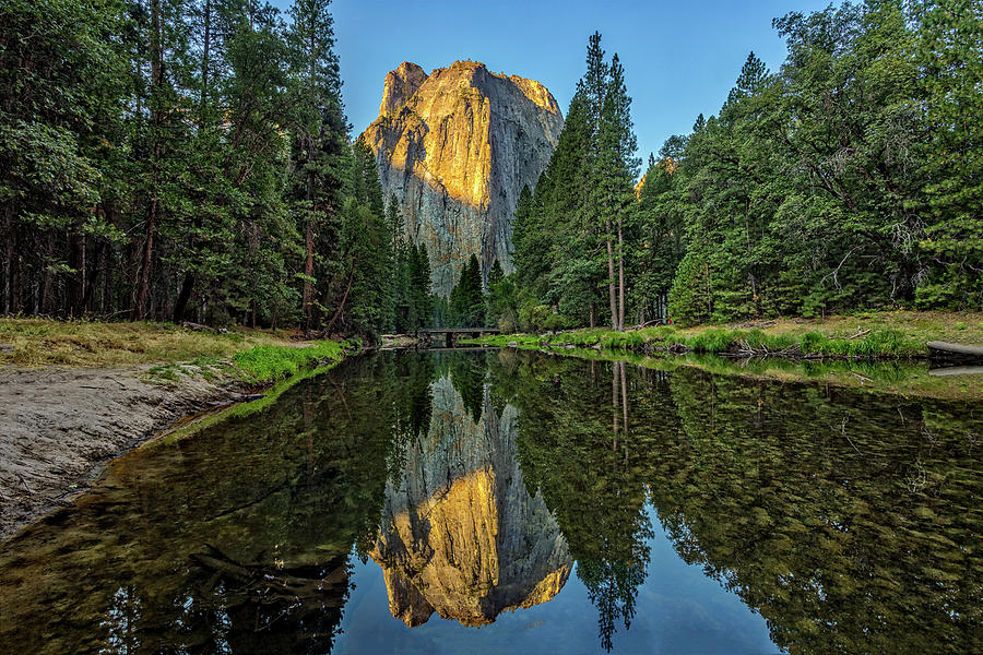 Yosemite National Park Photograph - Cathedral Rocks Morning by Peter Tellone