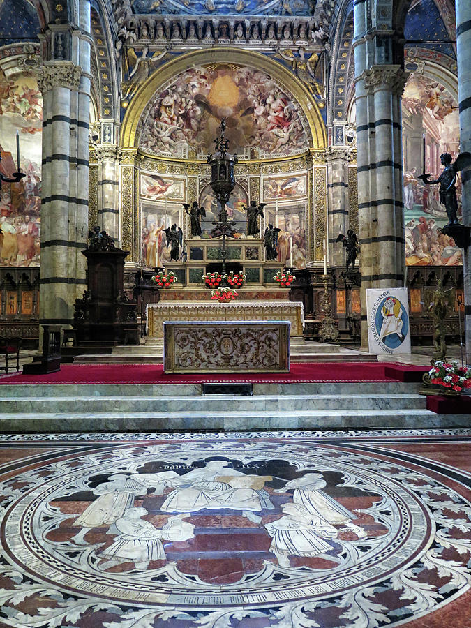 Cathedral Santa Maria Assunta Photograph by Dave Mills