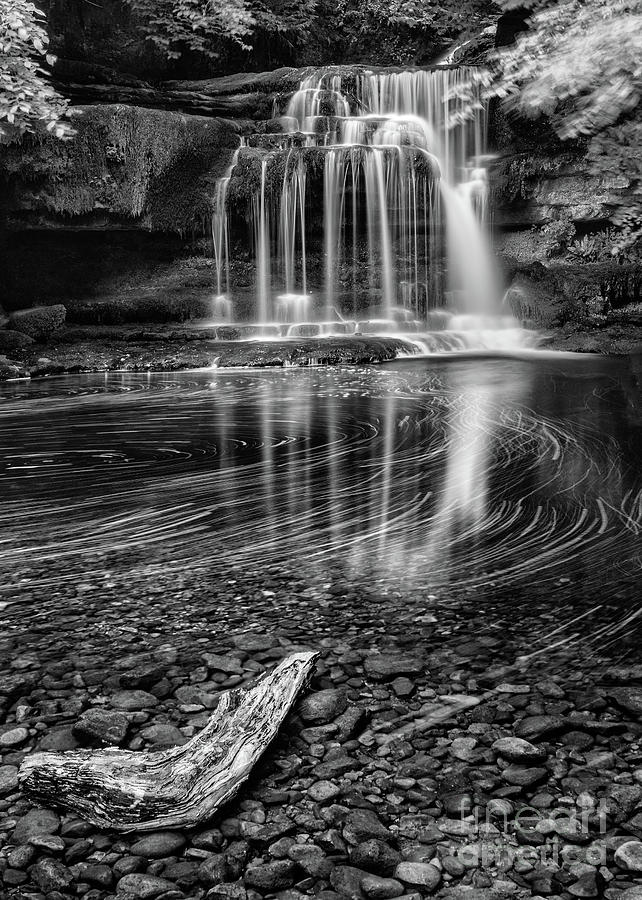 Cauldron Falls Photograph by Richard Burdon