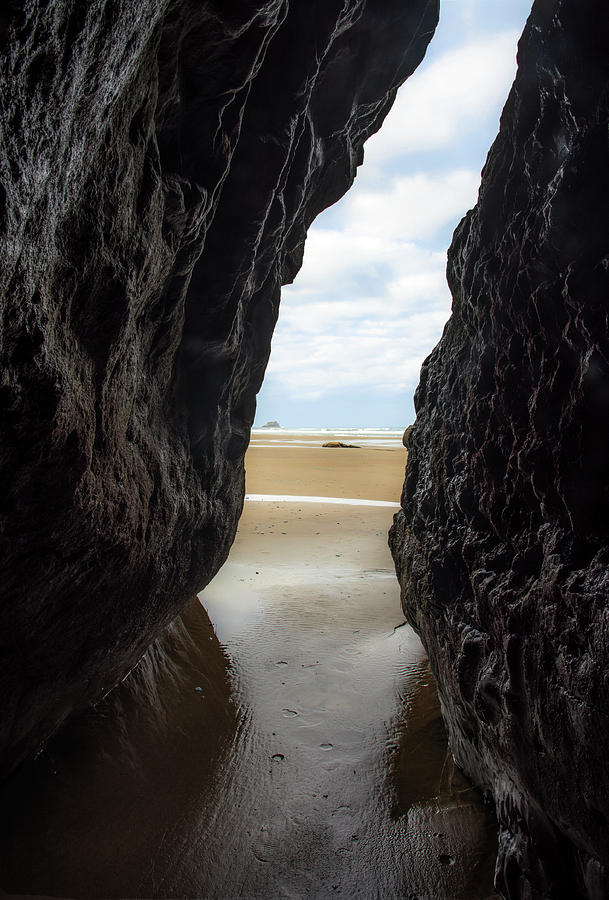 Cave on Hug Point Beach Photograph by Gordon Ripley