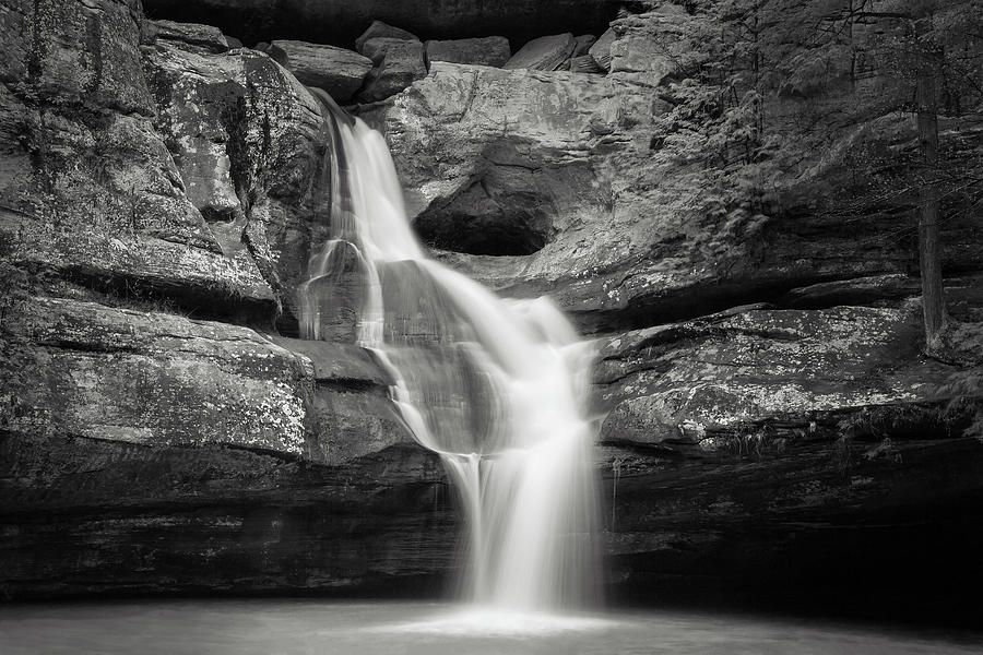 Cedar Falls III Photograph by Dale Kincaid