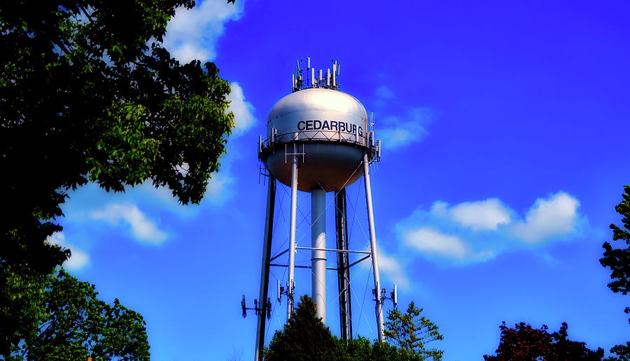 Cedarburg Wisconsin Water Tower Photograph by Mountain Dreams - Pixels