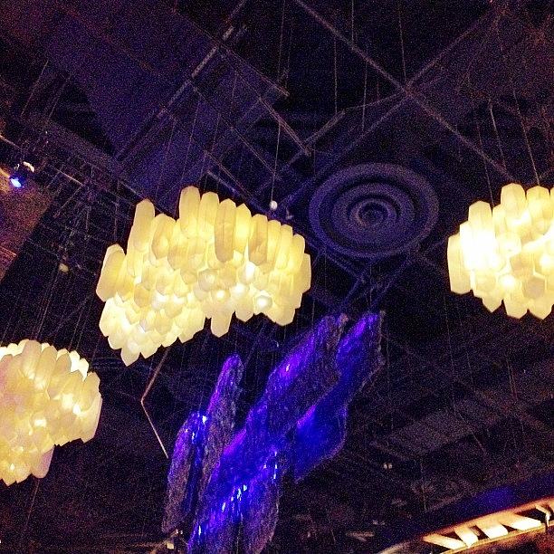 Ceiling Photograph - Ceiling At The Mohegan Sun by Mae Coy