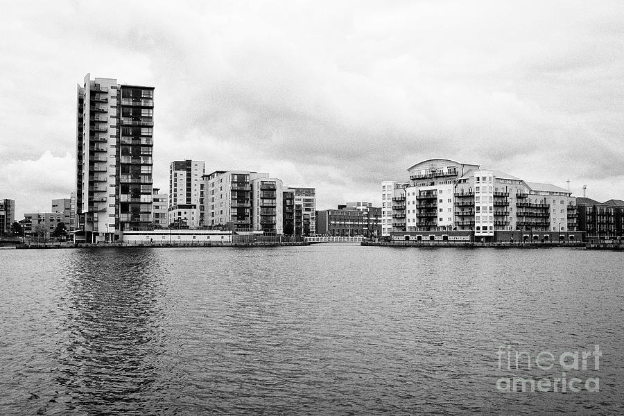 celestia and adventurers quay luxury apartment buildings on roath basin