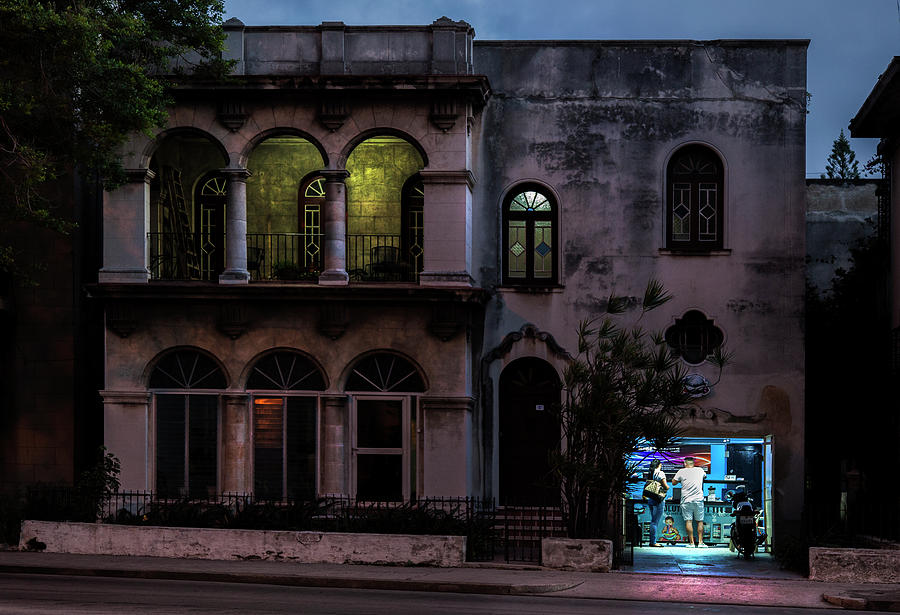 Cell Phone Photograph - Cell Phone Shop Havana Cuba by Charles Harden